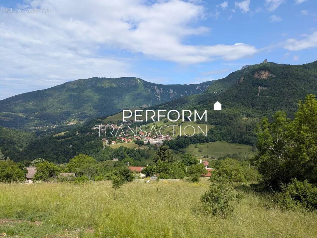 Terrain à QUAIX-EN-CHARTREUSE