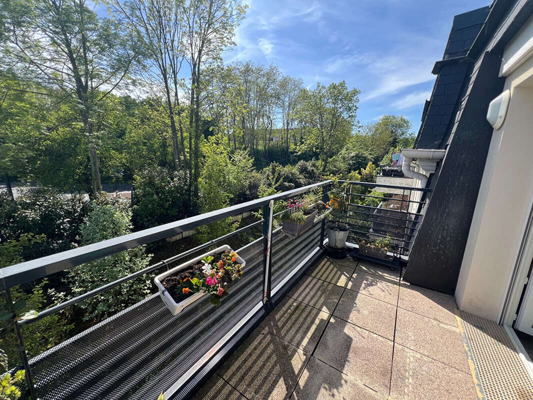 Appartement à SAINT-BRICE-SOUS-FORET