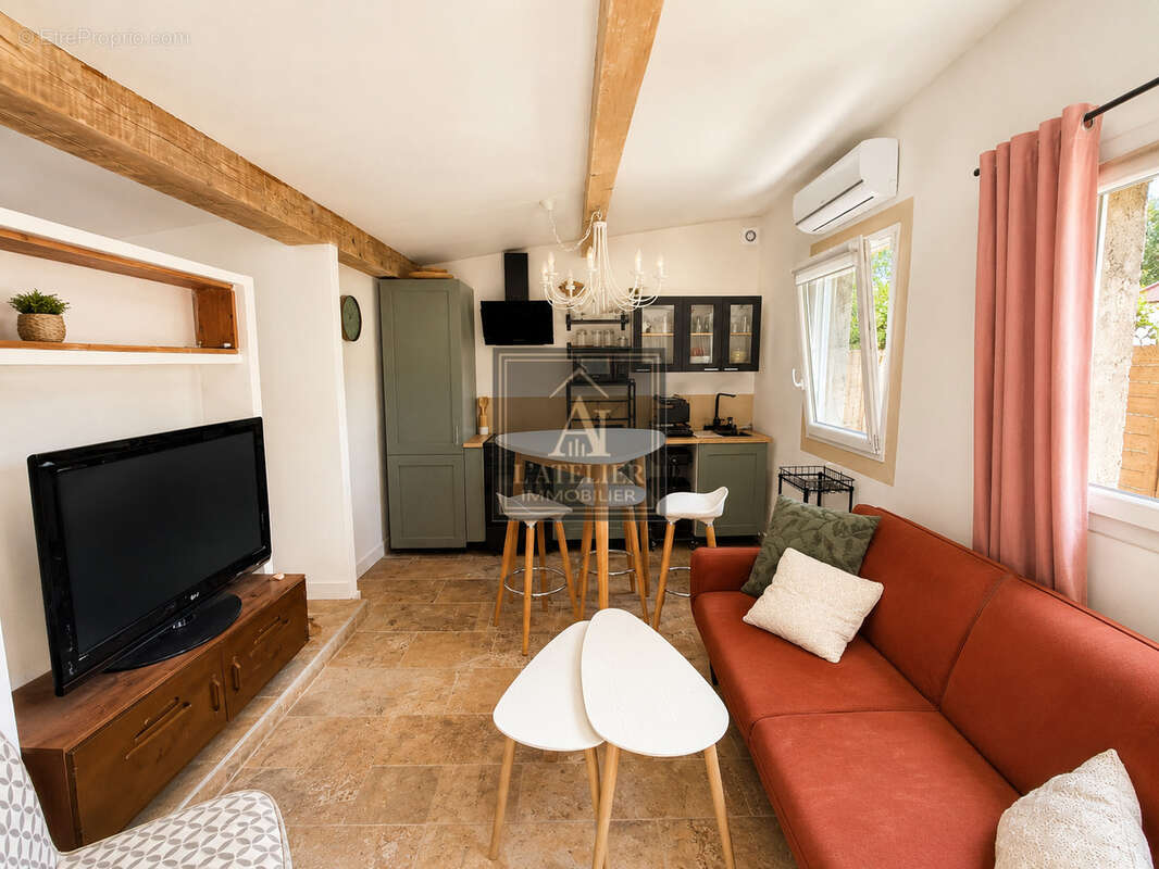 Maison de type 4 de plain-pied avec dépendance sur une parcelle de 470 m2 - photo 11