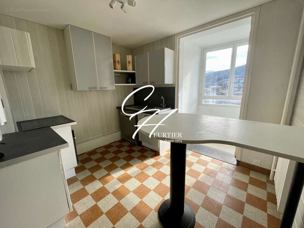 Appartement à ECHIROLLES