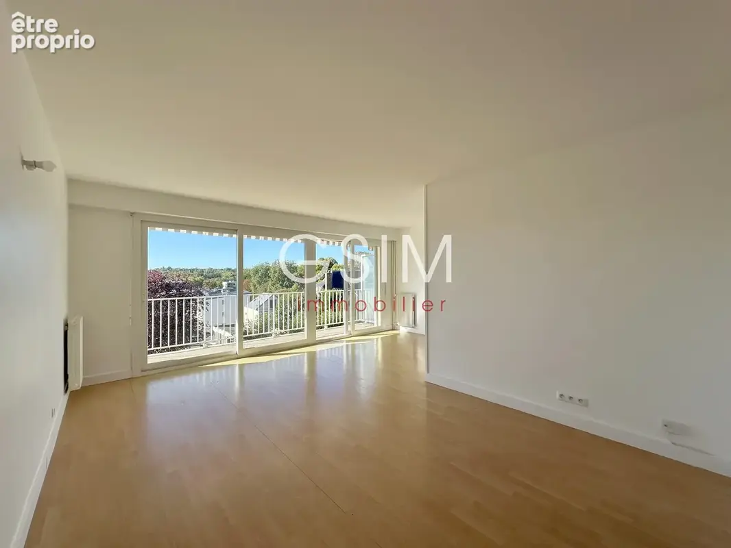 Bel appartement de 85 m2 2 chambres avec vue parc de saint cloud - photo 6