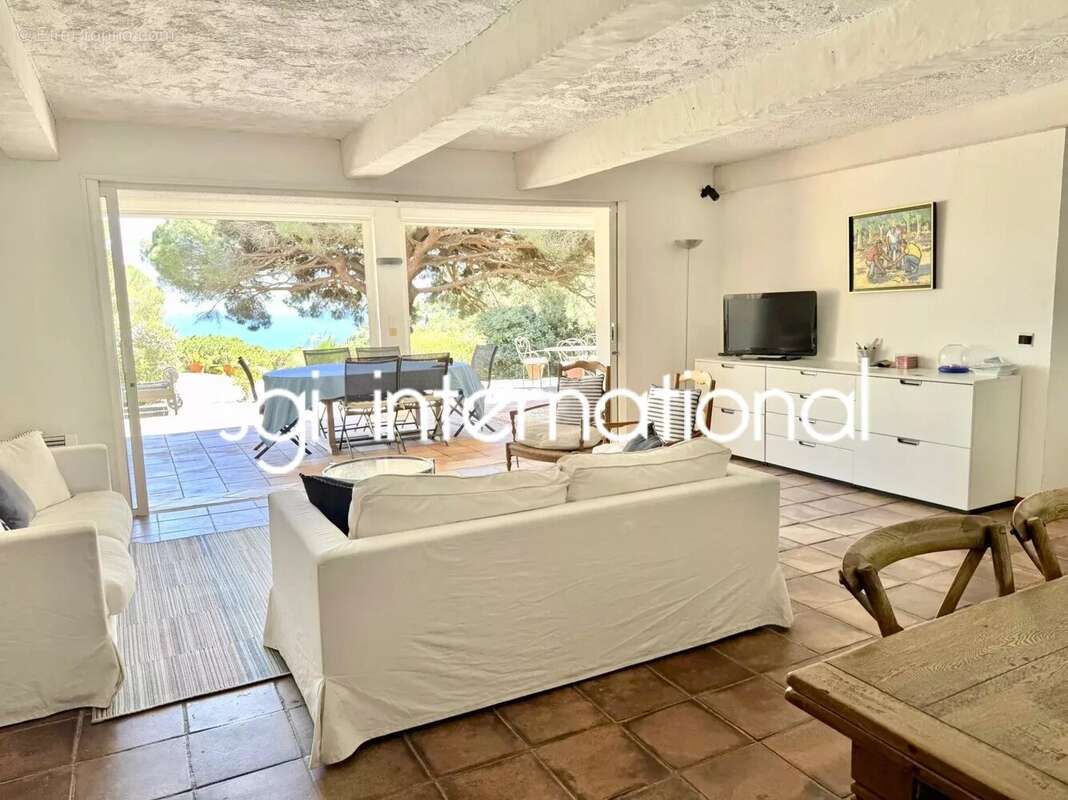 Maison à RAMATUELLE