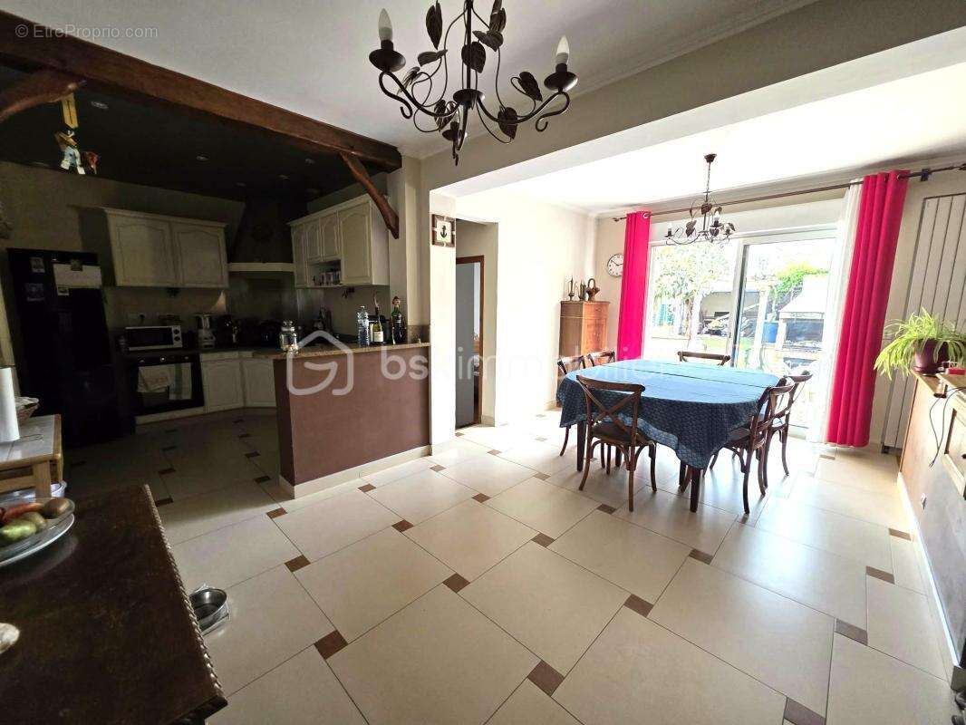 Maison à NOISY-LE-GRAND