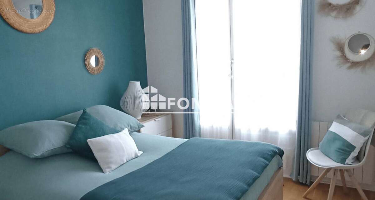 Appartement RDC quartier Basilique rénové avec grande terrasse et vue Loire - photo 5