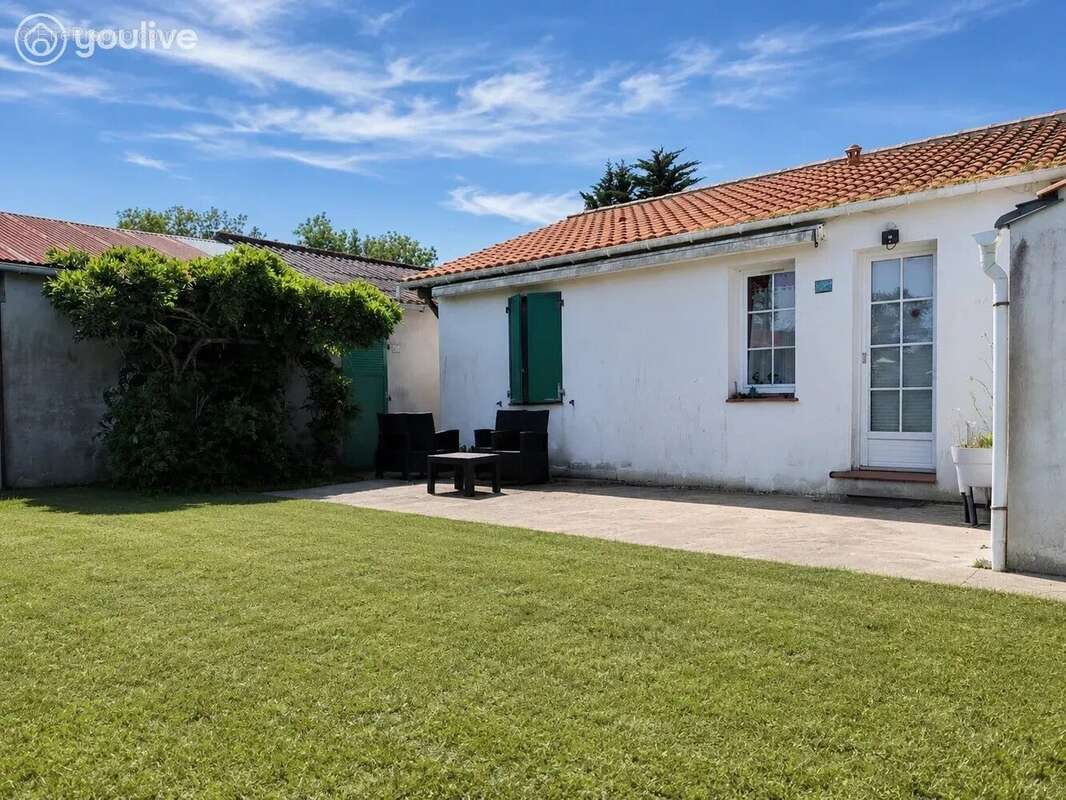 Maison à CHATEAUNEUF