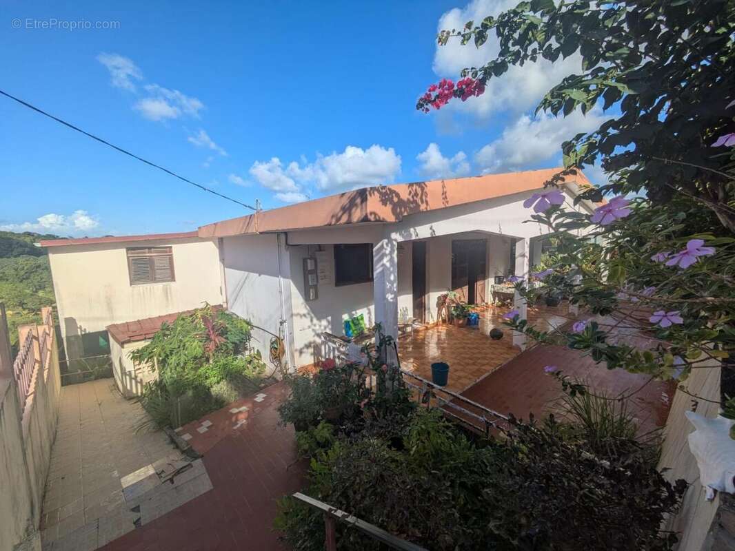 Photo 2 - Maison à SAINT-ESPRIT
