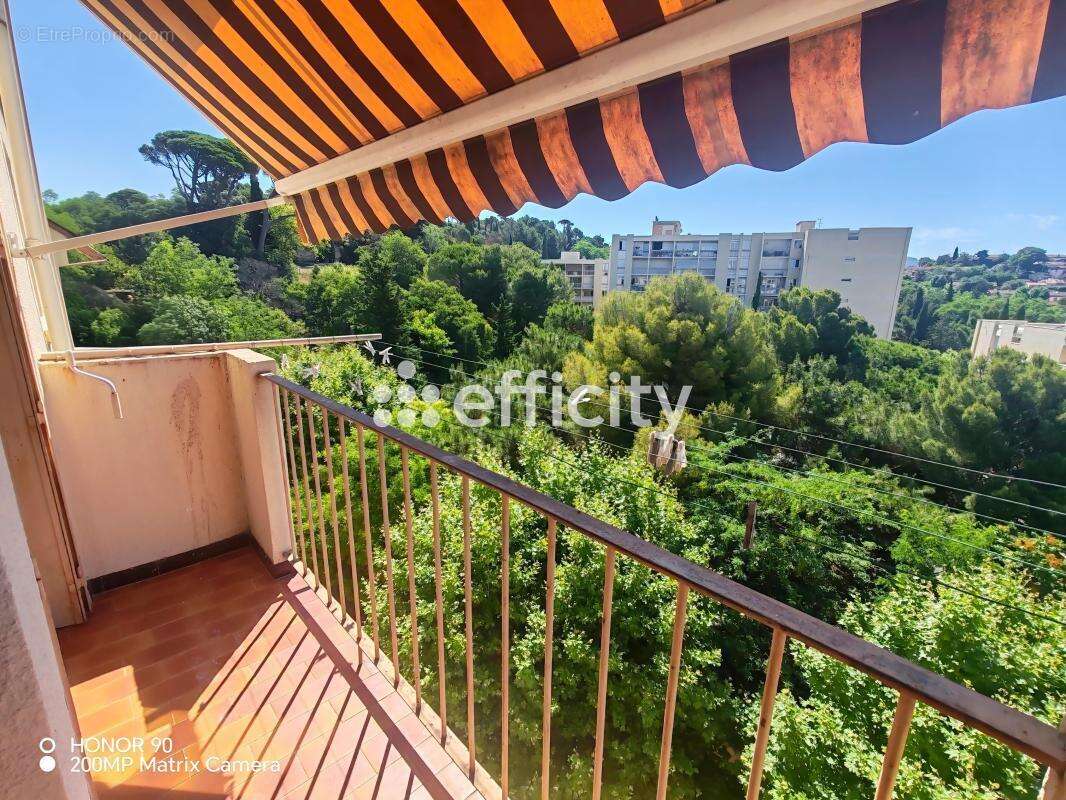 Appartement à MARSEILLE-14E