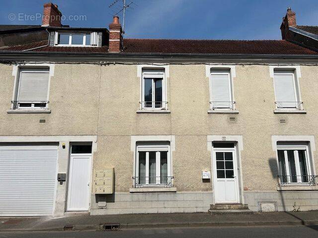 Appartement à COSNE-COURS-SUR-LOIRE