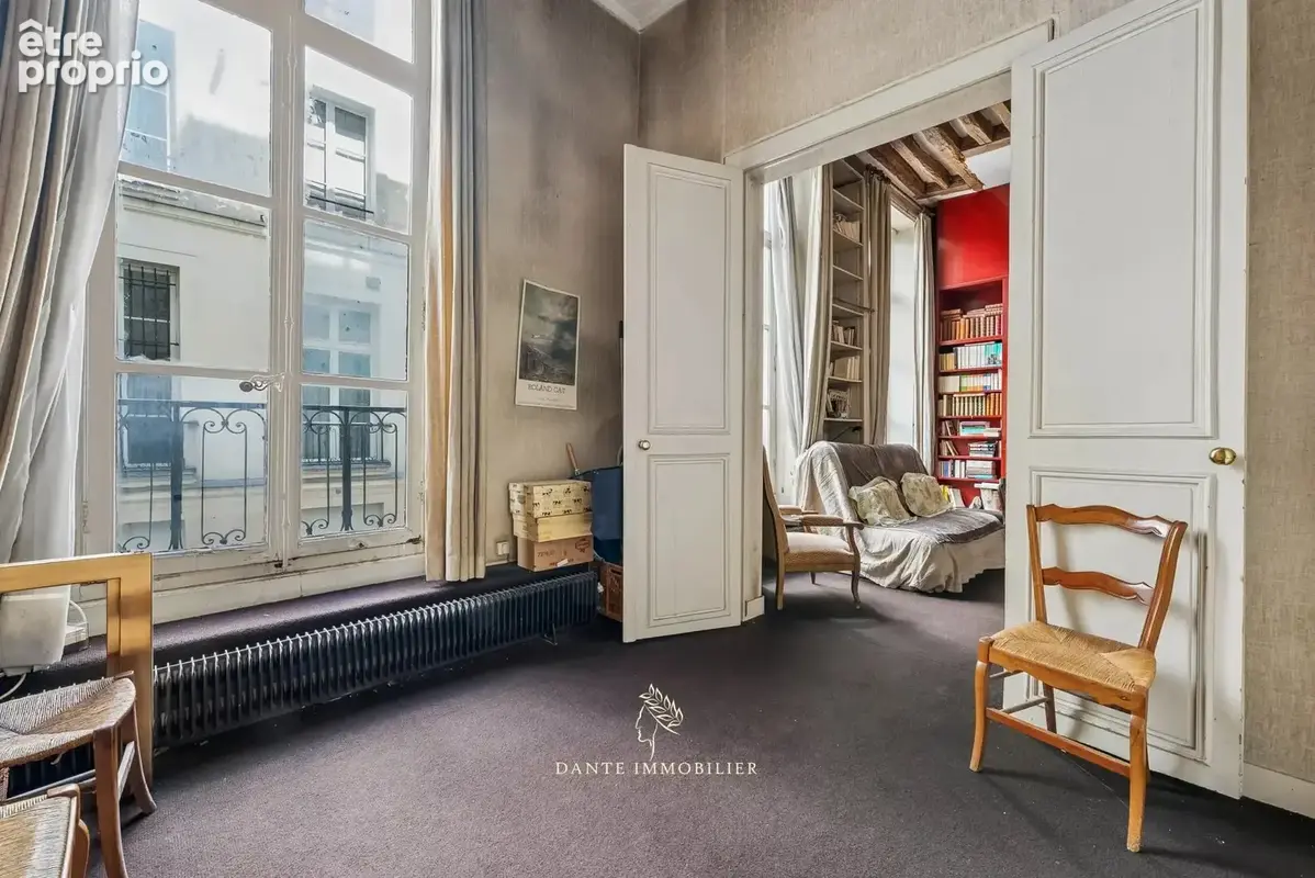 Appartement à rénover _ Rue Guénégaud - photo 7