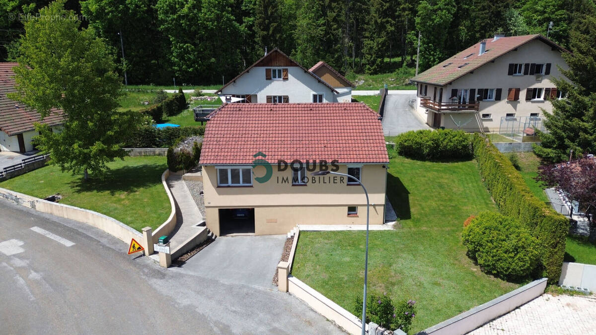Maison à MORTEAU