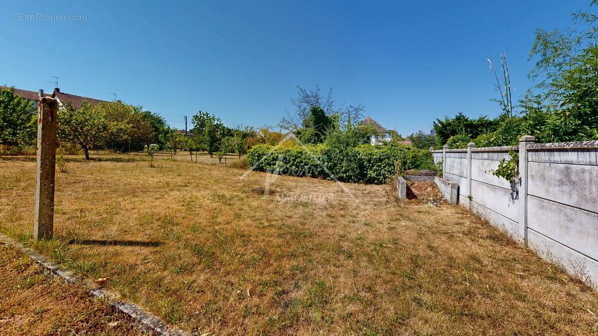 Pavillon de plain-pied sur sous-sol avec 1 300 m² de terrain à Bourbon-l'Archambault - photo 18