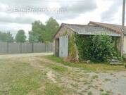 Maison à MONTREVAULT