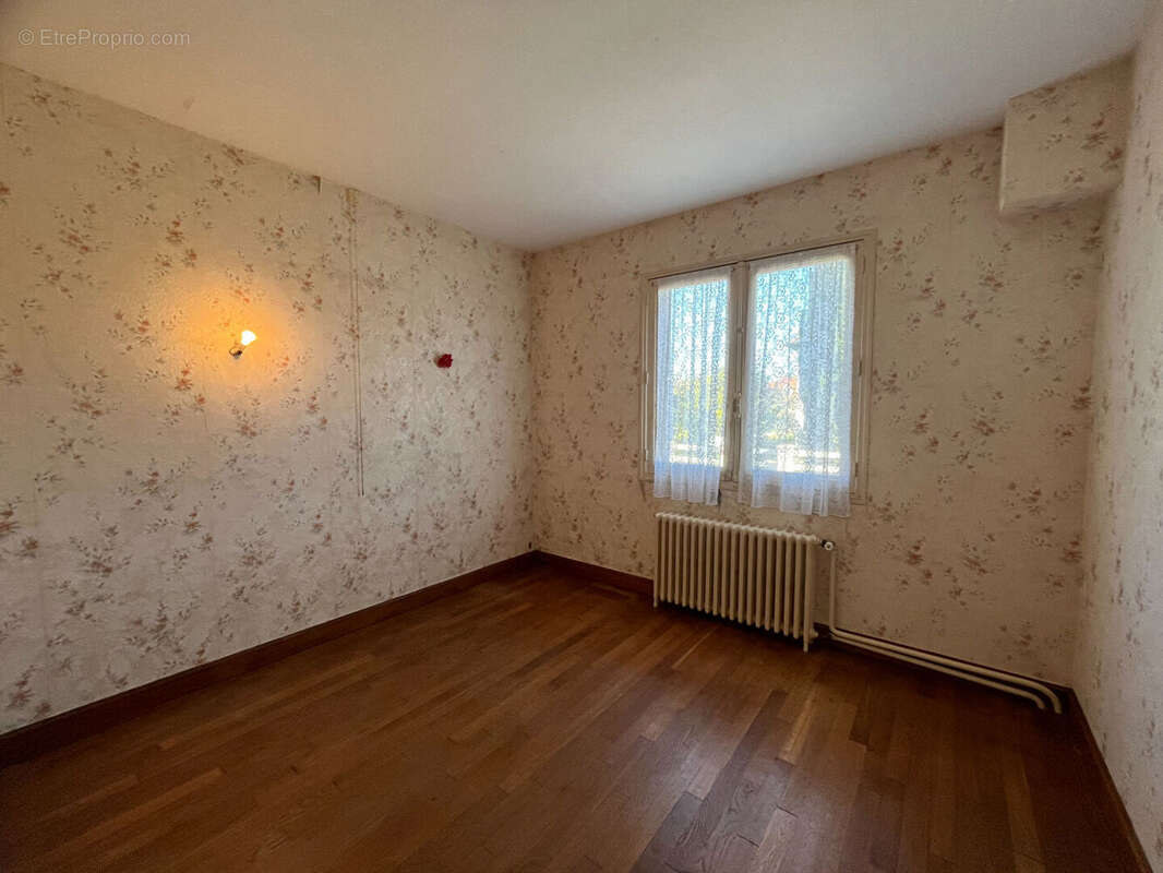 Maison à AUBIGNY-SUR-NERE