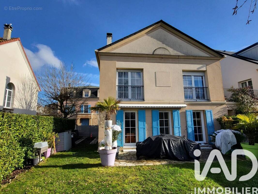 Photo 1 - Maison à CERGY