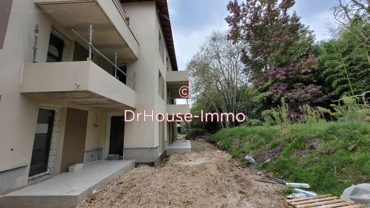 Appartement à LE TAILLAN-MEDOC