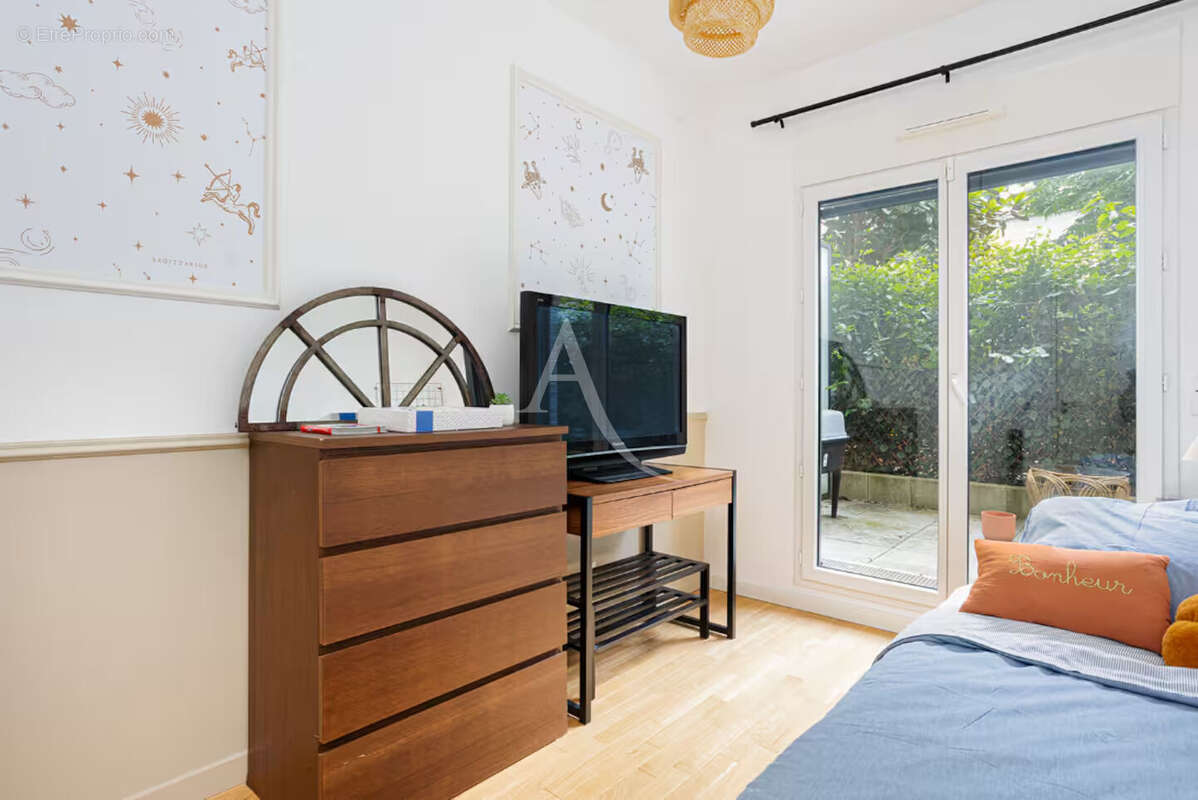 Appartement à SURESNES