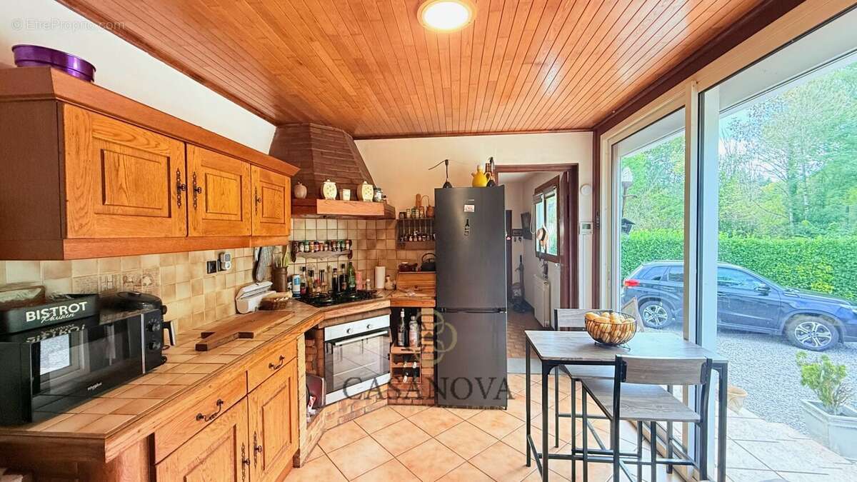 Maison à LA SALVETAT-SUR-AGOUT