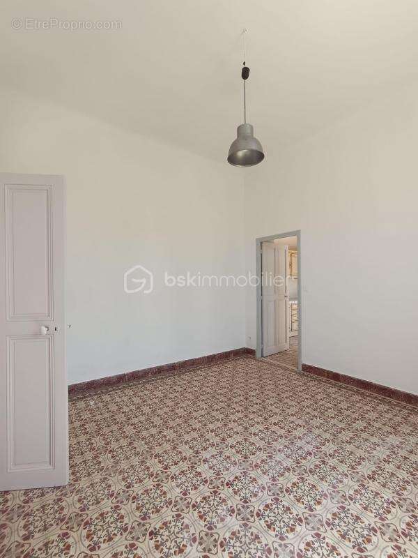 Maison Bourgeoise 140m2 plain pied à flanc de la colline Saint Jacques - photo 13