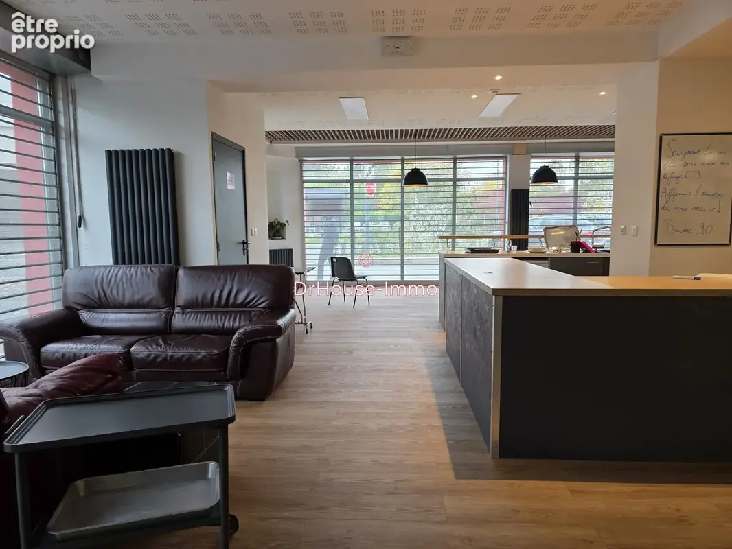 Commerce 600 m² à vendre à Villeneuve-D'ascq (59650) - photo 3