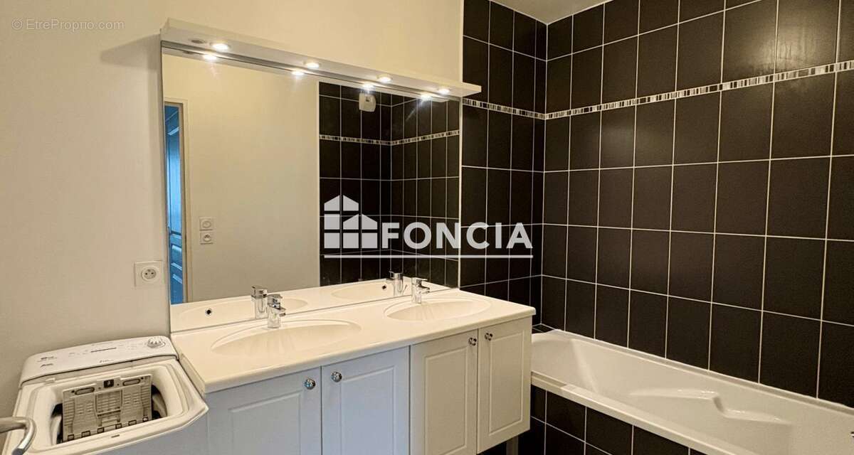 Appartement à NOTRE-DAME-DE-BONDEVILLE