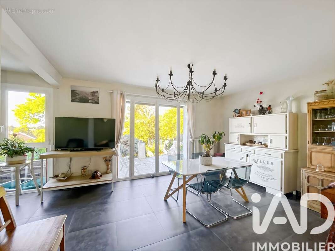 Photo 5 - Maison à MONTFERMEIL