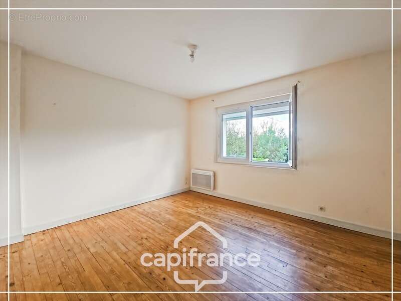 Maison à CASTELCULIER