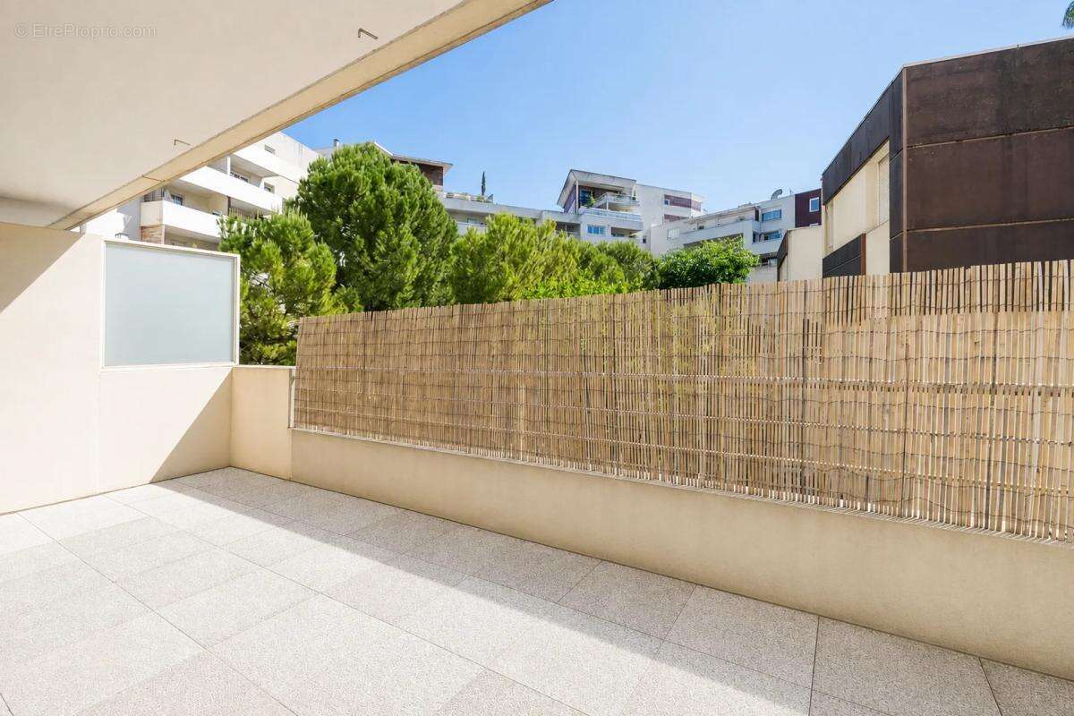 Appartement 3 pièces avec grande terrasse- Port Marianne - photo 11
