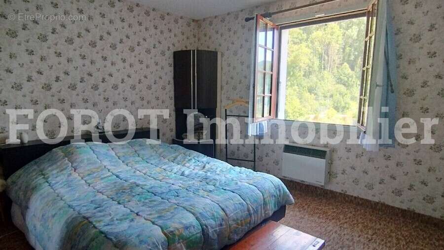 Maison à SAINT-MARTIN-DE-VALAMAS