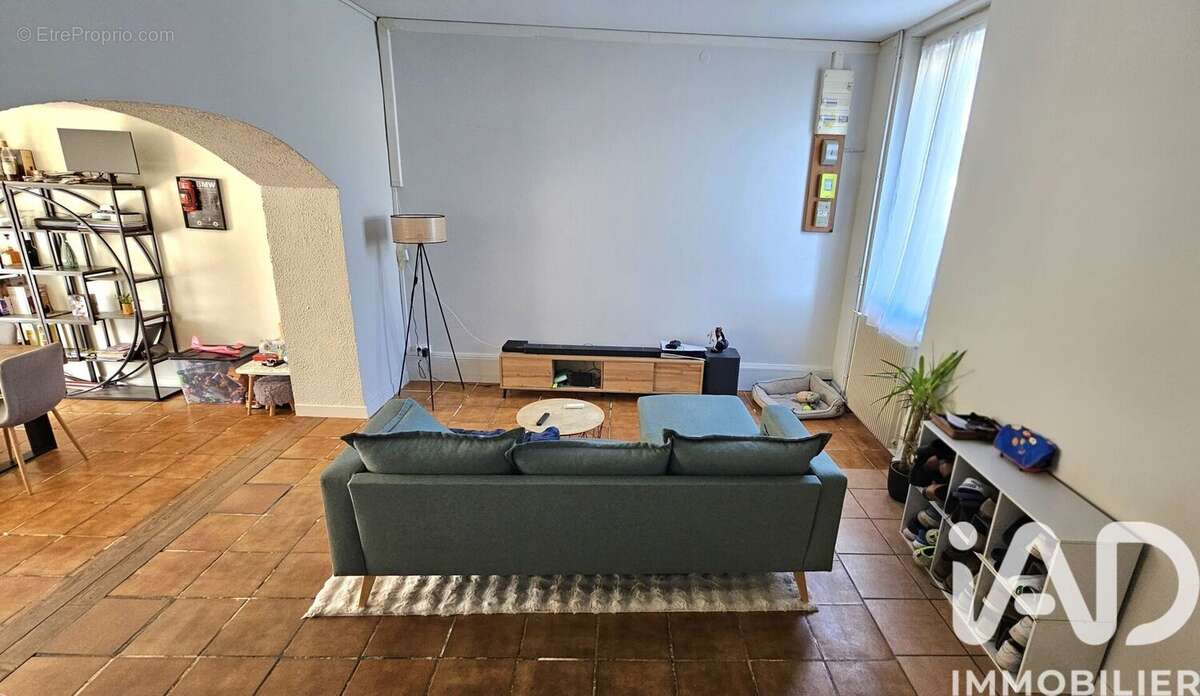 Maison 108 m² à Saint-Yrieix-Sur-Charente  - photo 9