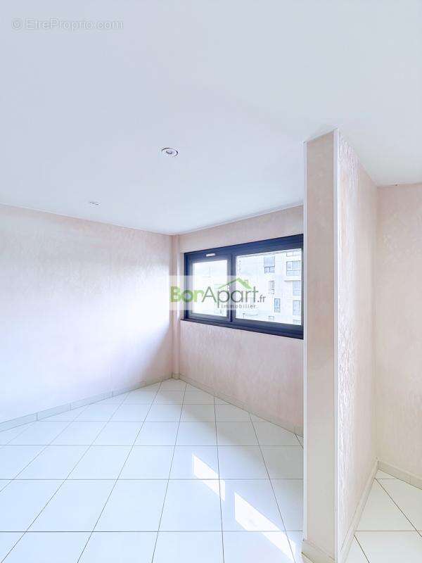 Appartement 3-4 pièces de 92.6m² au 8ème étage avec ascenseur - photo 6