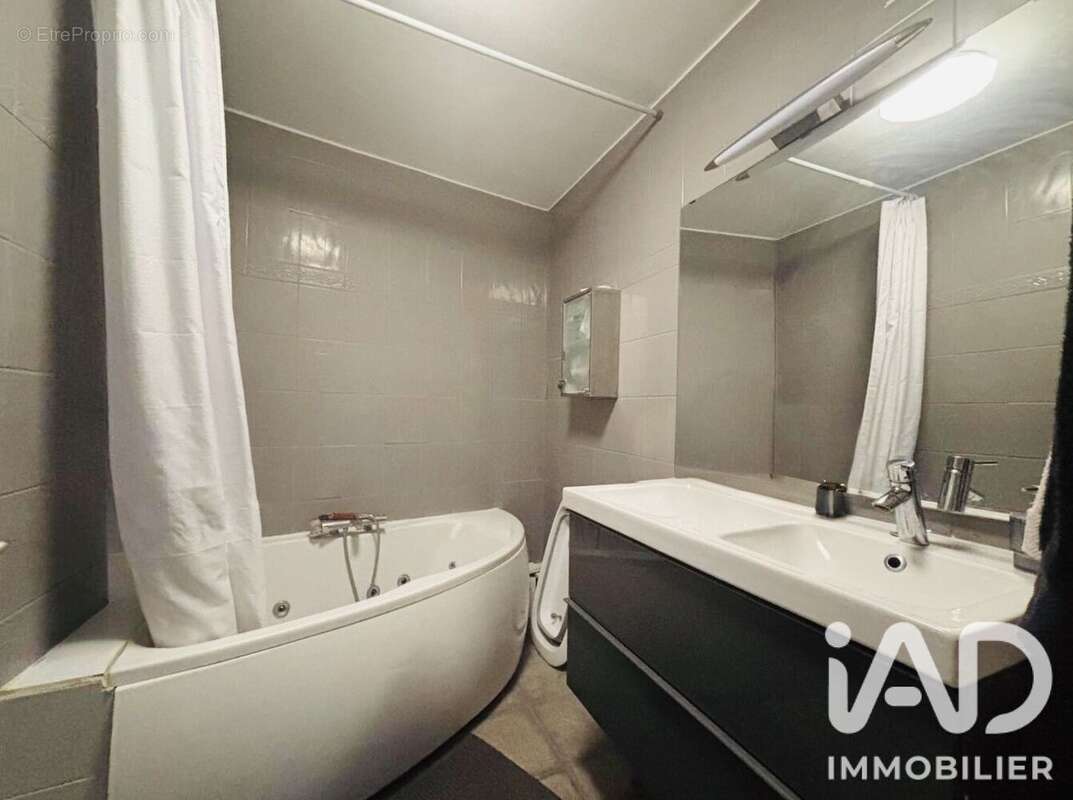 Photo 7 - Appartement à VAUJOURS