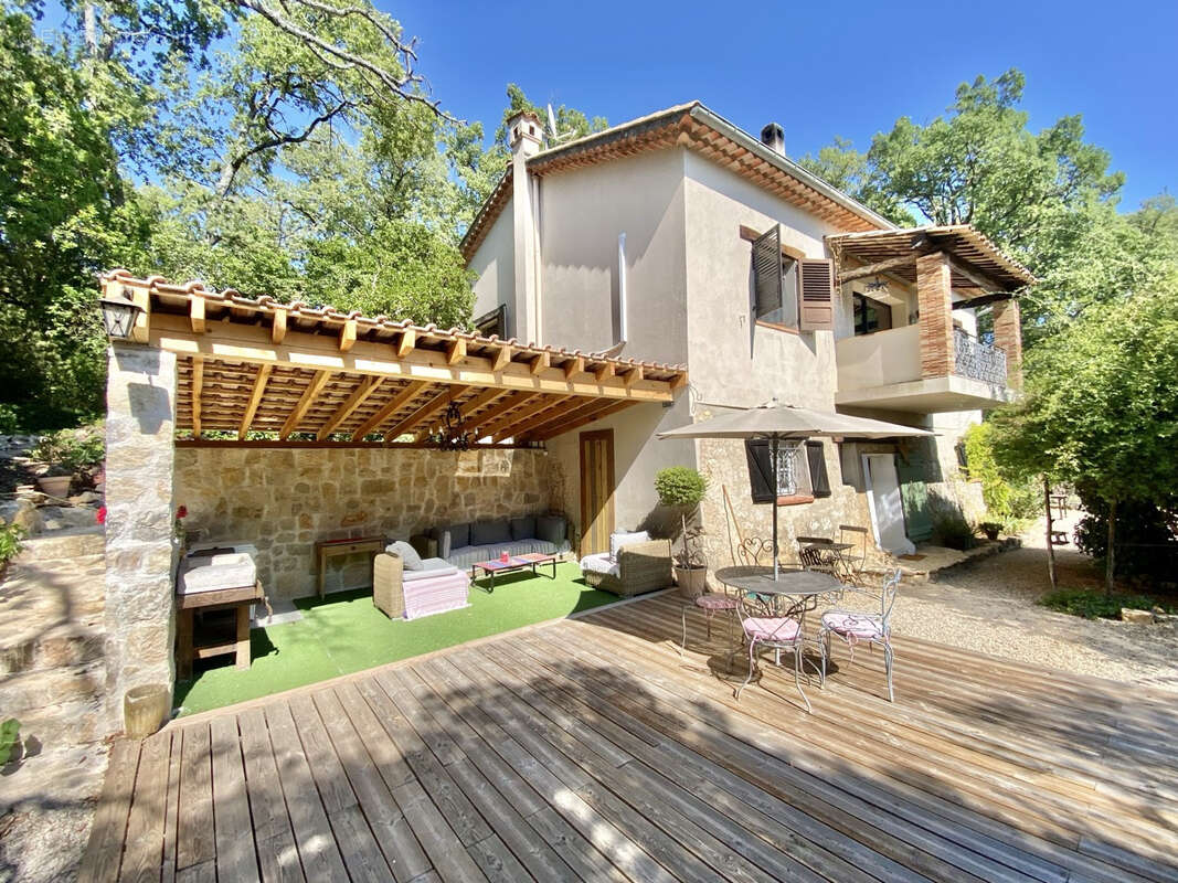 Maison à SAINT-VALLIER-DE-THIEY