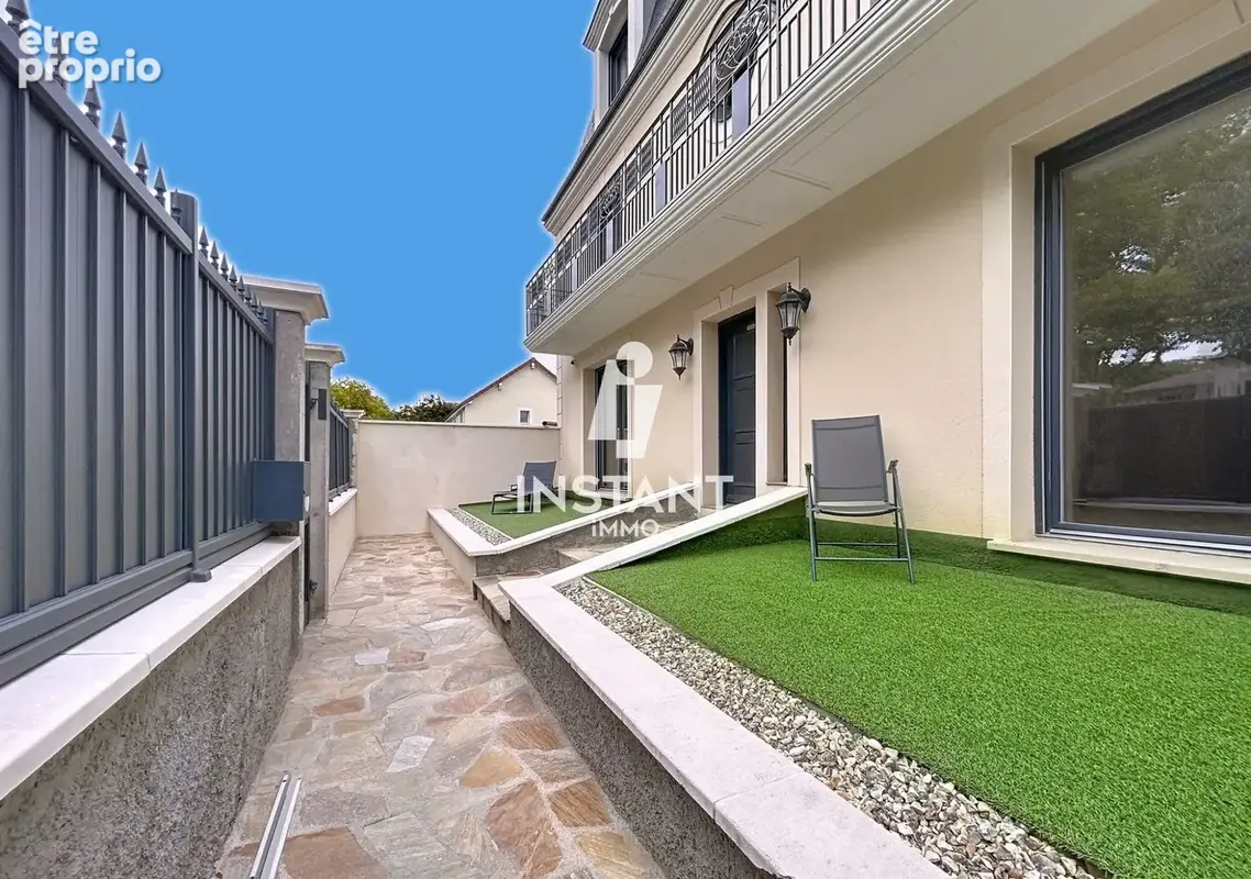 Appartement 239 m² à vendre à Bonneuil-Sur-Marne (94380) - photo 2