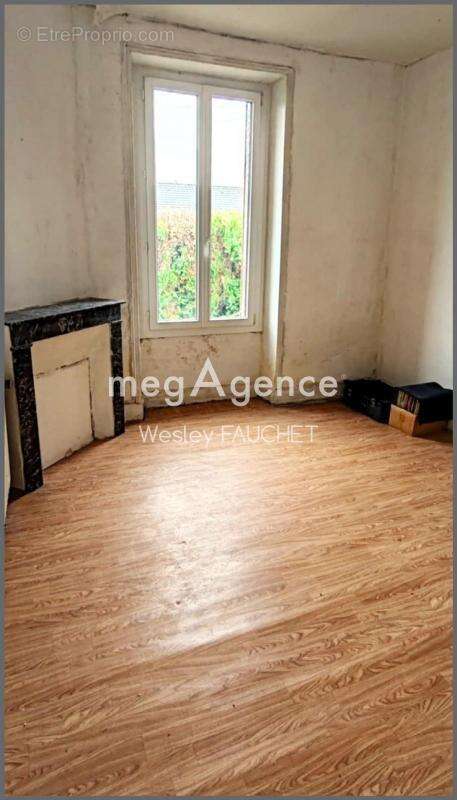 Maison à PALLUAU-SUR-INDRE