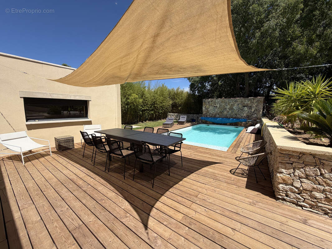 Maison à UZES