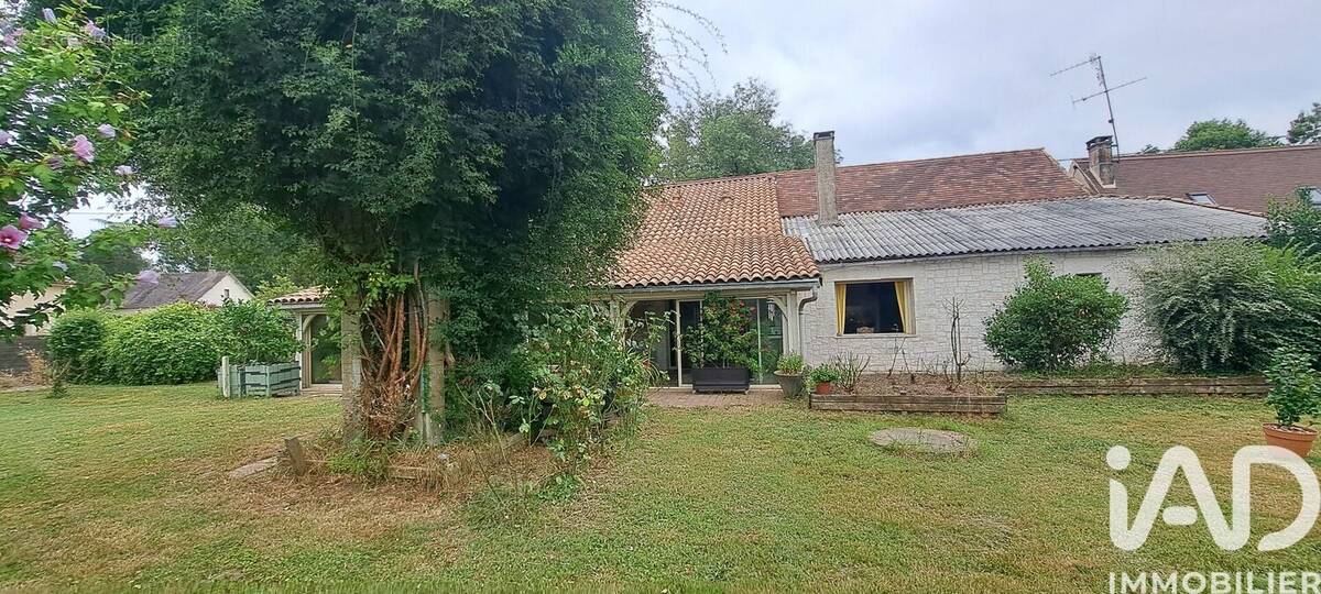 Photo 1 - Maison à SAINT-PIERRE-D'EYRAUD