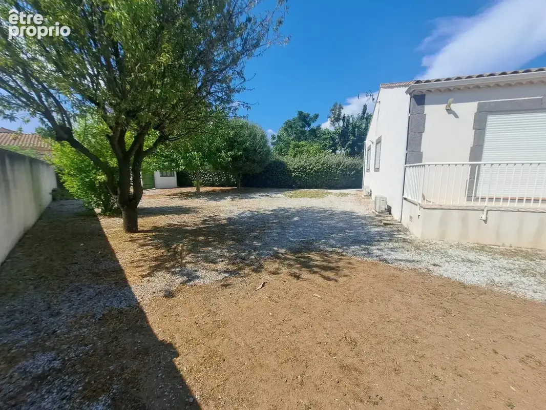 LE GRAU D'AGDE - Maison de plain-pied sur un grand terrain - photo 3
