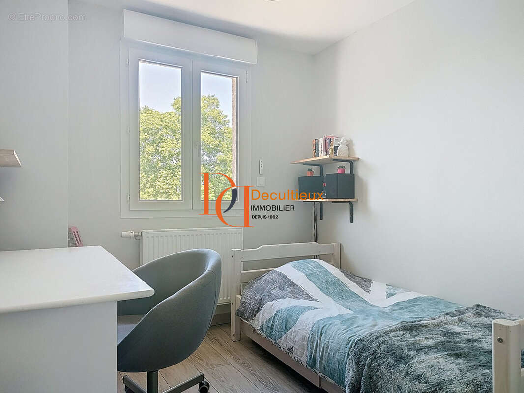 Maison à VAULX-EN-VELIN