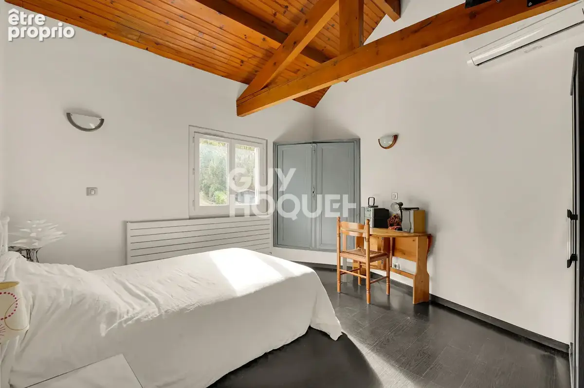 Vacquiers: maison de caractère avec piscine et tennis au coeur de la forêt royale - photo 6