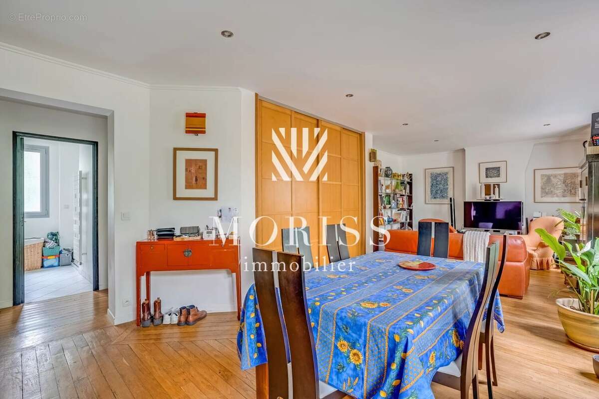 Appartement à PARIS-12E