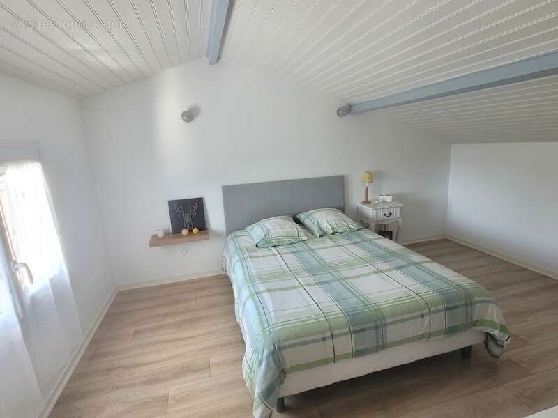 Maison à SAINT-LAURENT-MEDOC