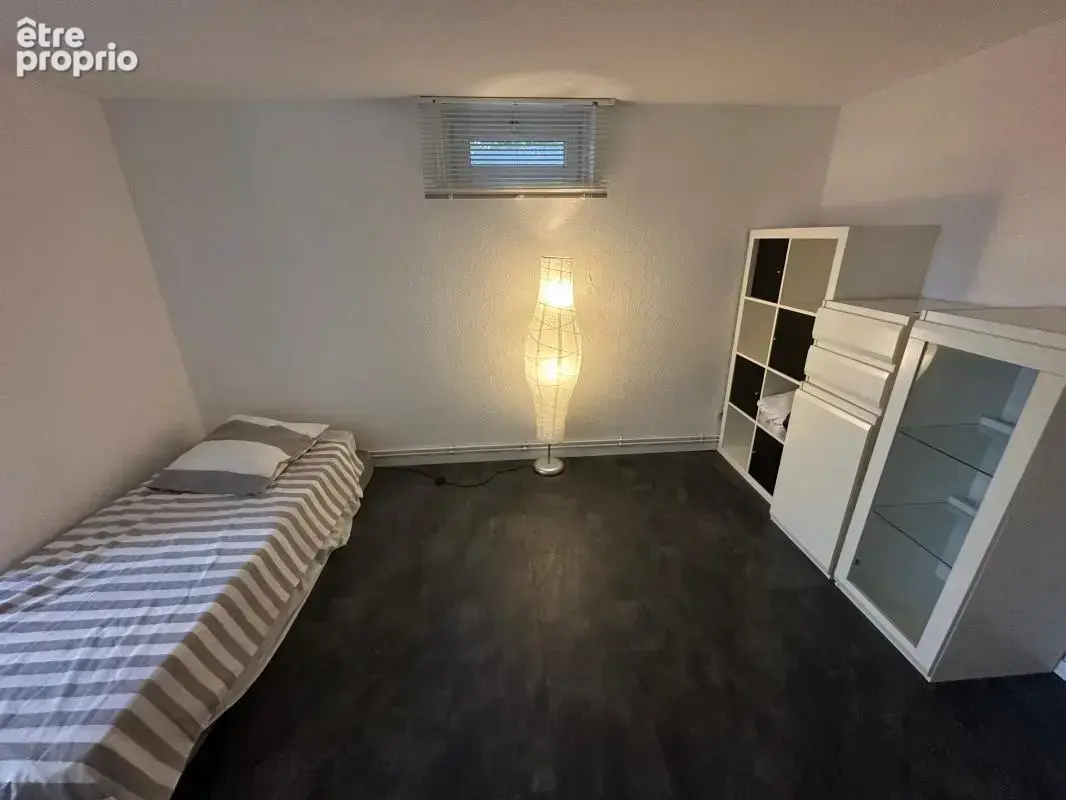 PFASTATT – grande villa avec piscine extérieure et appartement en rez-de-jardin - photo 28