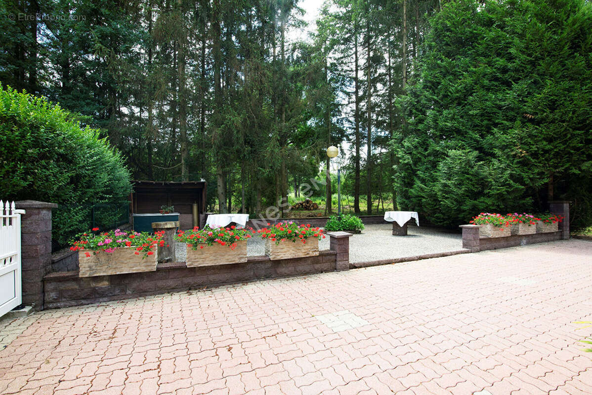 Maison à LONGEVILLE-LES-SAINT-AVOLD