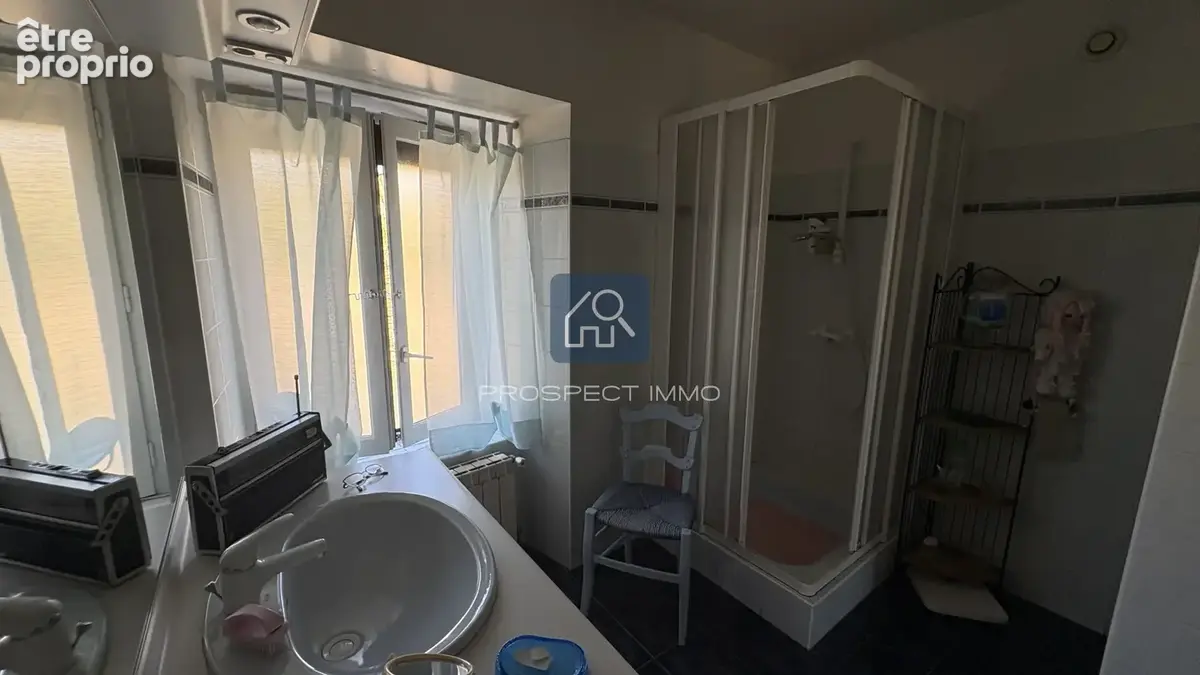 Ensemble immobilier - photo 19