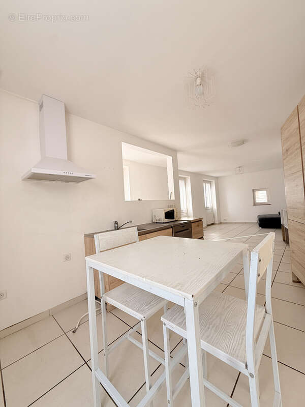 Cerdon   maison de village   77 m2   2 chambres   garage - photo 8