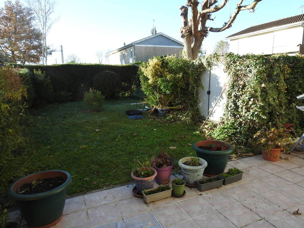 Maison 83 m² à Coutras  - photo 9
