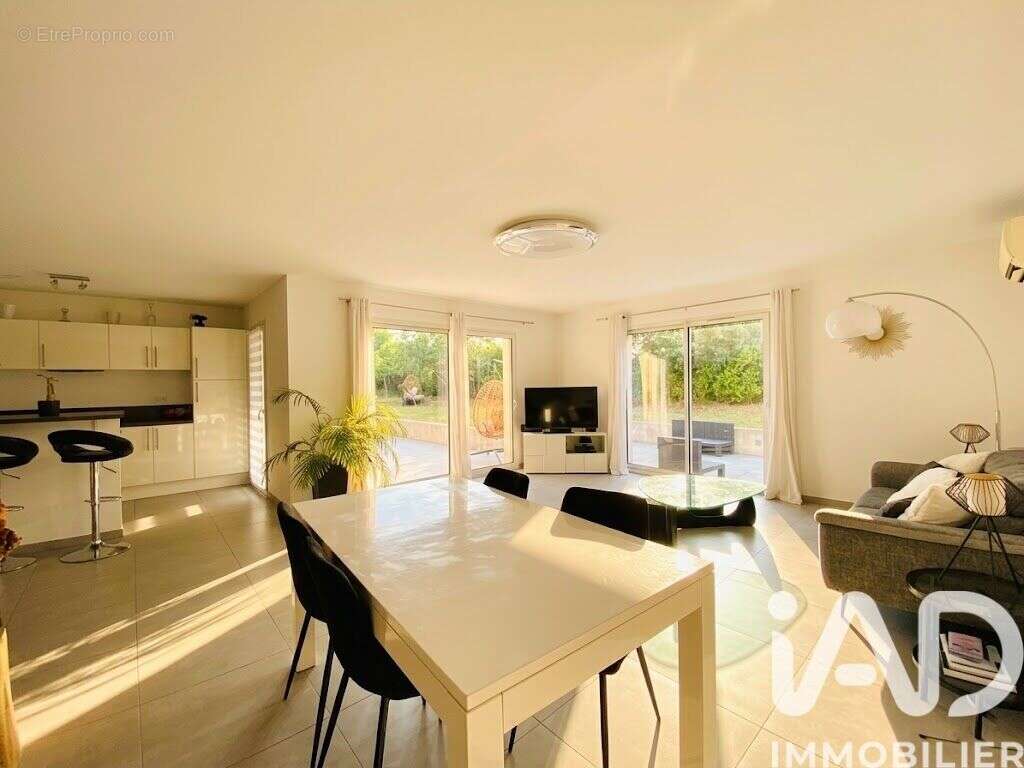 Photo 6 - Maison à PUGET-SUR-ARGENS