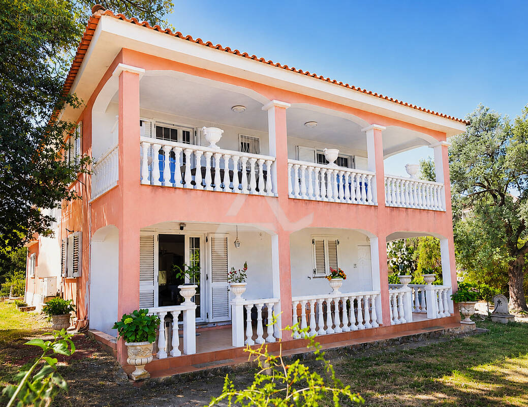 Maison à PORTO-VECCHIO