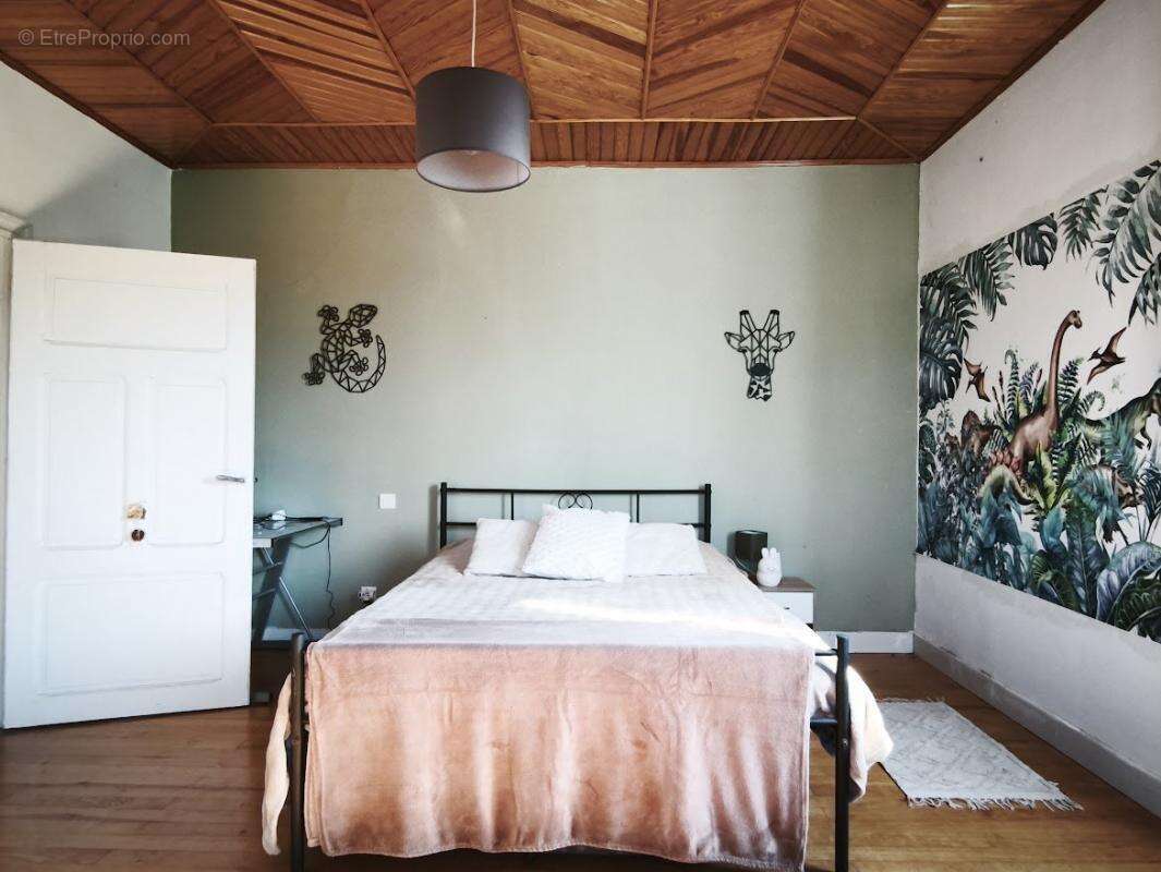 Maison à MIRAMONT-DE-QUERCY