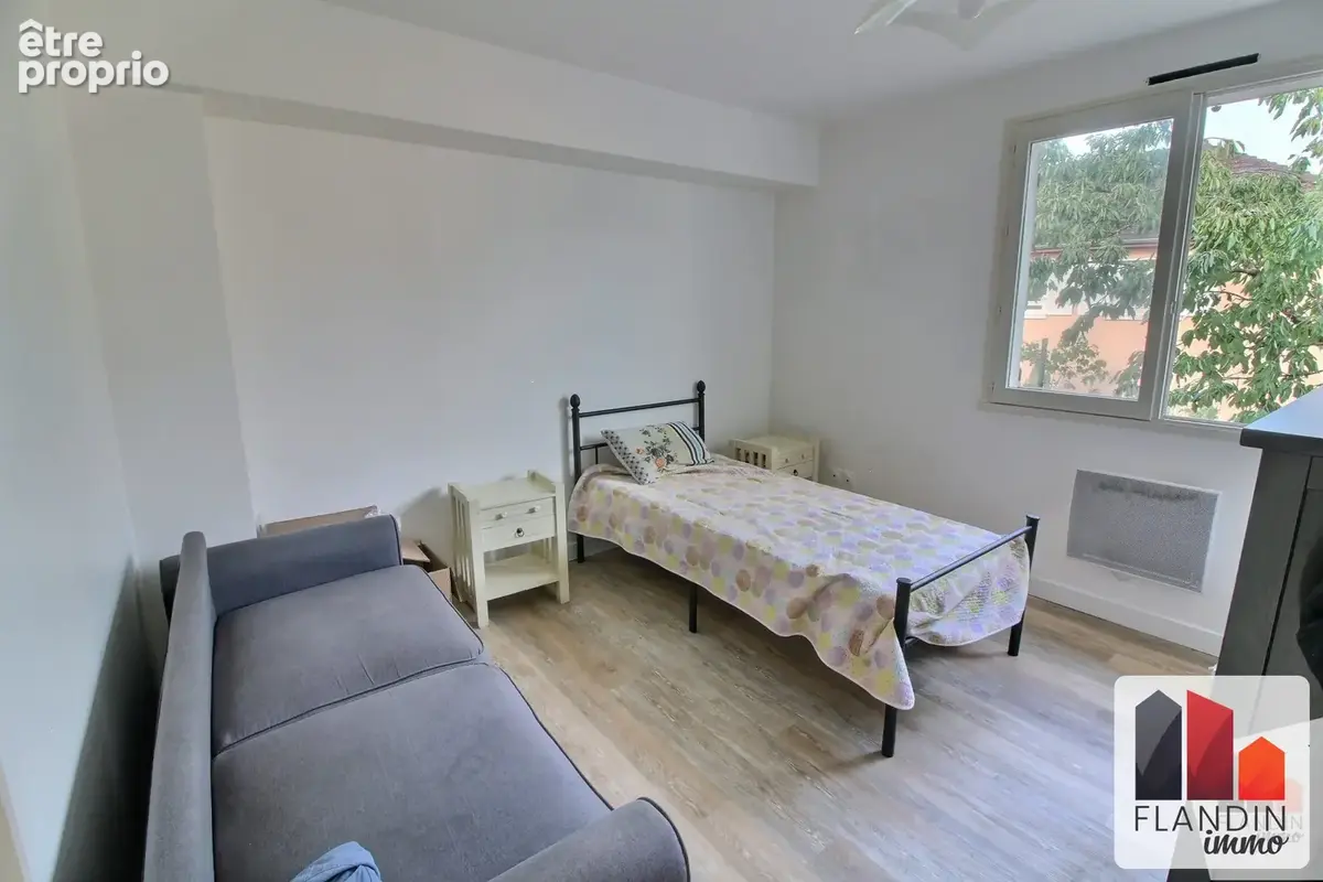 Maison 4 pièces 81 m² à vendre à Saint-Genis-Laval (69230) - photo 7